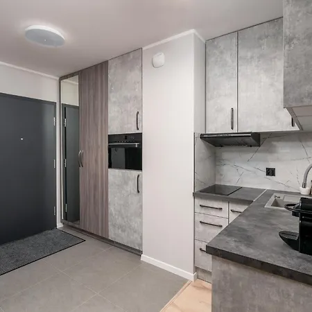 Apartment Apartwro 2Th - City Square Railway Station, Balcony, Garage